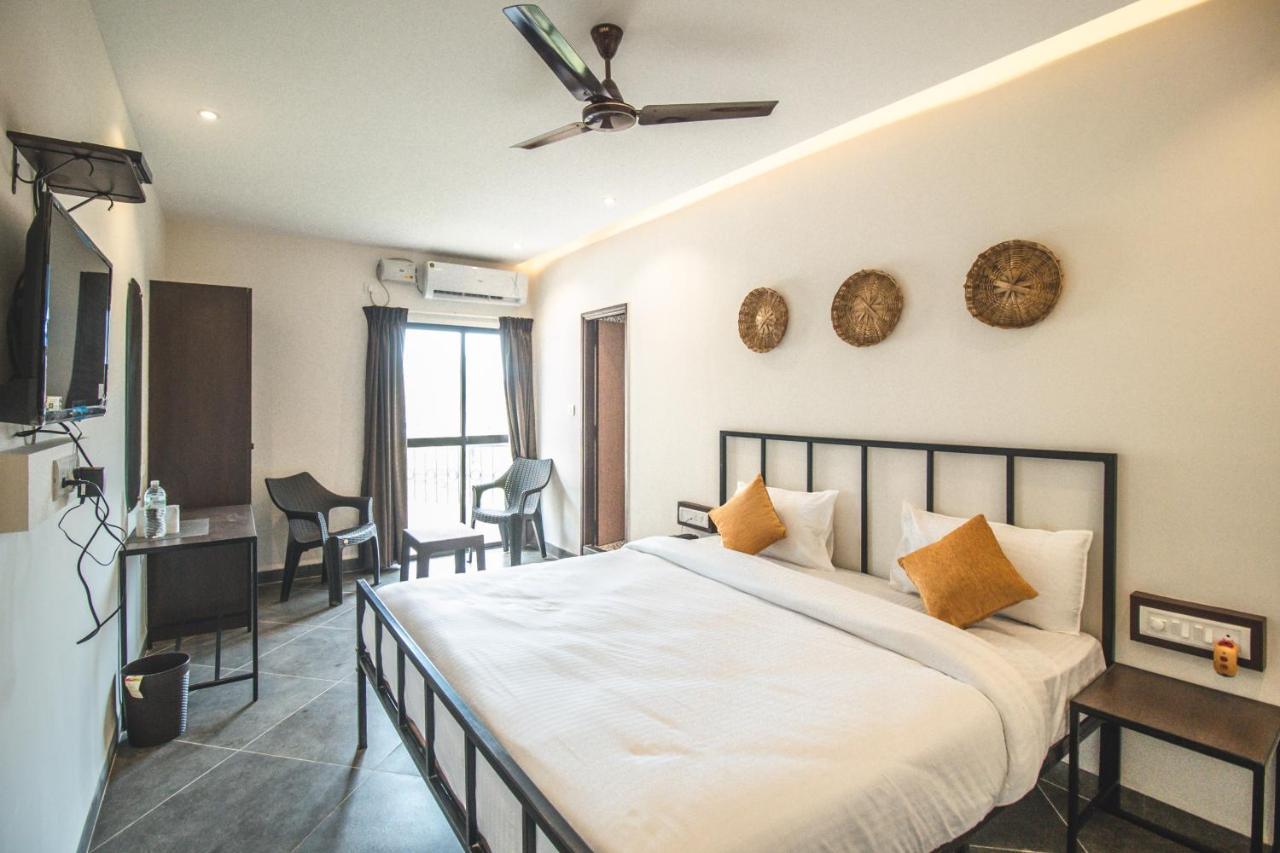 Amber Rooms Porvorim Exterior foto