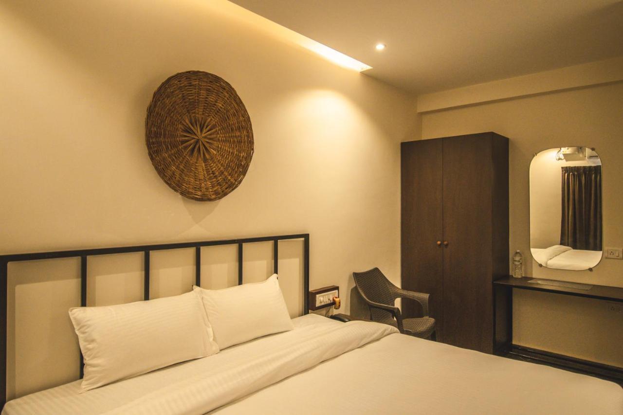 Amber Rooms Porvorim Exterior foto