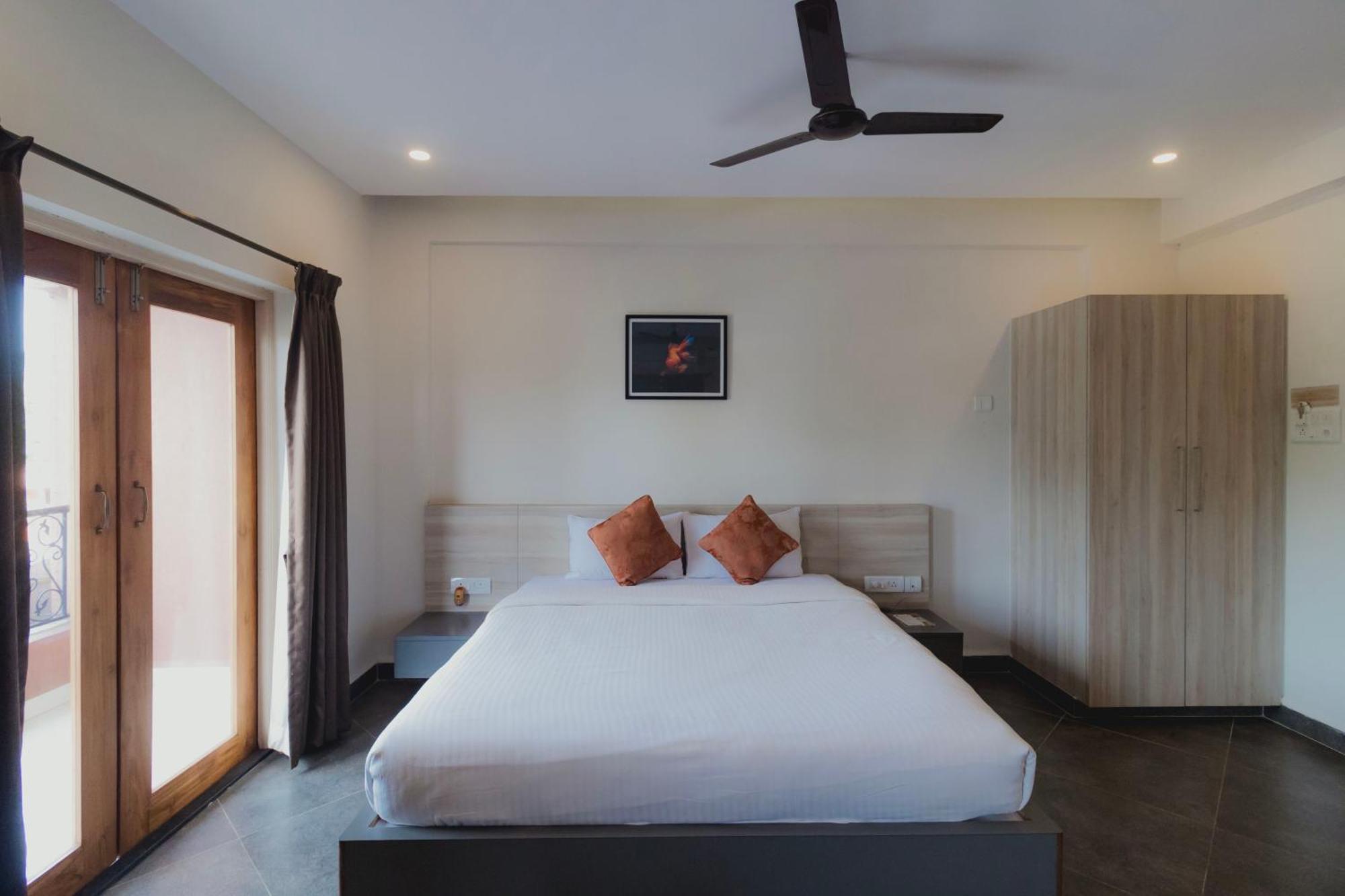 Amber Rooms Porvorim Exterior foto